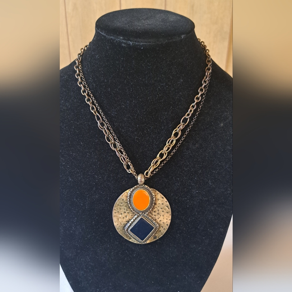 Gorgeous Ruby Rd Round Brasstone Orange and Black Pendent Necklace 2 Strand